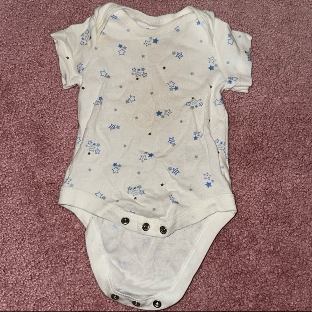 Faded Glory White and Blue Bodysuit with Snap Closure